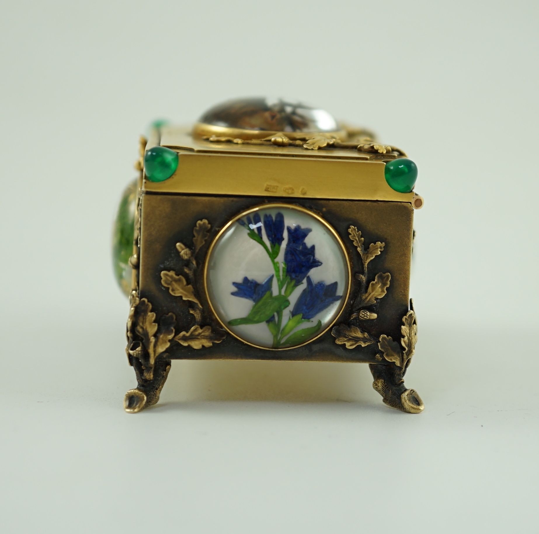 A late 19th/early 20th century Viennese gold, chrysoprase and Essex crystal set small trinket casket, by Josef Siess Sohne, (1895-1922)
